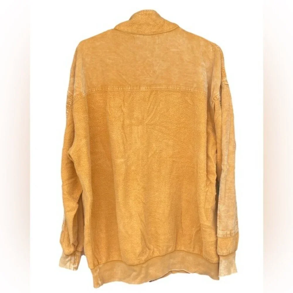 Forever 21 Mustard Yellow Faux Suede Lightweight Jacket‎ With Front Pockets Zip